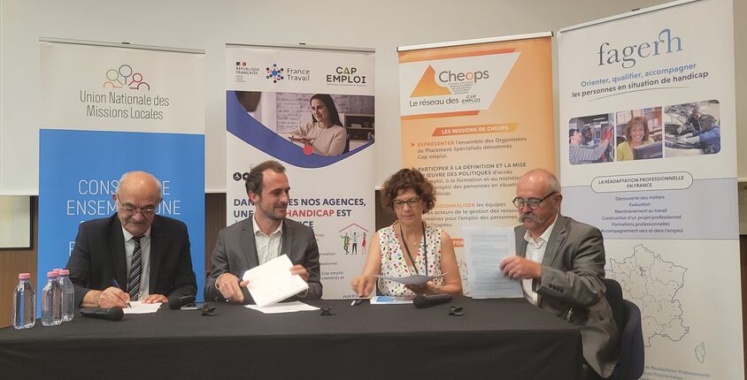 Signature des partenaires
