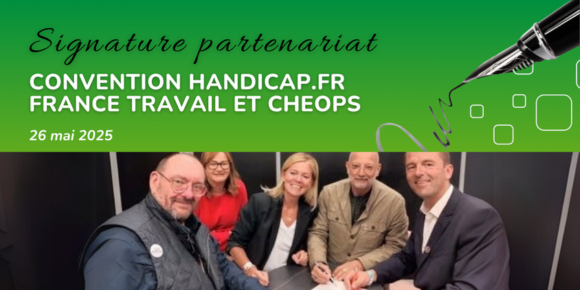 Photo des personnes signant